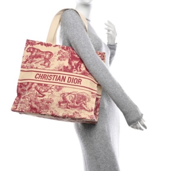 Christian Dior Red and Cream Canvas Tote Bag - Picture 2 of 8